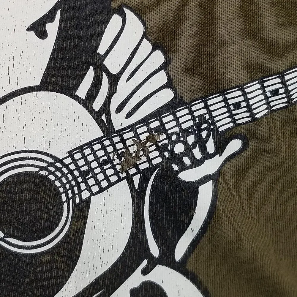 True Religion Shirt Mens Medium‎ Green Buddha Guitar Graphic Tee Logo Casual